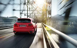   Porsche Cayenne GTS - 2014