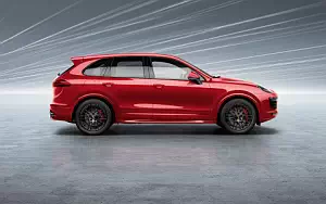   Porsche Cayenne GTS - 2014