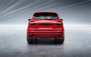   Porsche Cayenne GTS - 2014