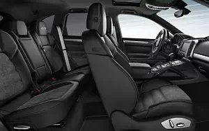   Porsche Cayenne GTS - 2014