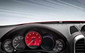   Porsche Cayenne GTS - 2014