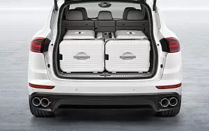   Porsche Cayenne S E-Hybrid - 2014
