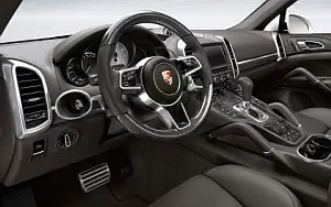   Porsche Cayenne S E-Hybrid - 2014