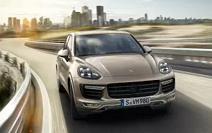   Porsche Cayenne Turbo - 2014