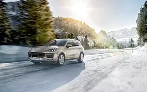   Porsche Cayenne Turbo - 2014