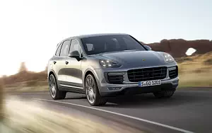   Porsche Cayenne Turbo - 2014