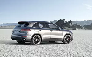   Porsche Cayenne Turbo - 2014