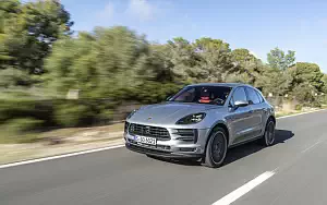   Porsche Macan (Dolomite Silver Metallic) - 2018