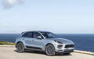   Porsche Macan (Dolomite Silver Metallic) - 2018