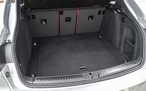   Porsche Macan (Dolomite Silver Metallic) - 2018