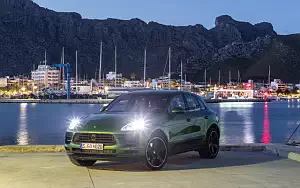   Porsche Macan (Mamba Green Metallic) - 2018