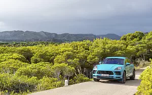   Porsche Macan (Miami Blue) - 2018