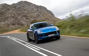   Porsche Macan Turbo (Sapphire Blue Metallic) - 2019
