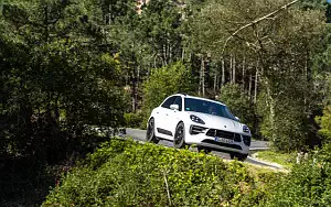   Porsche Macan GTS (Carrara White Metallic) - 2020