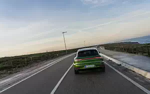   Porsche Macan GTS (Mamba Green Metallic) - 2020