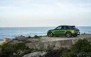   Porsche Macan GTS (Mamba Green Metallic) - 2020