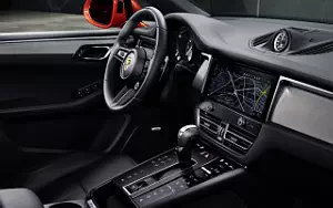   Porsche Macan S - 2021