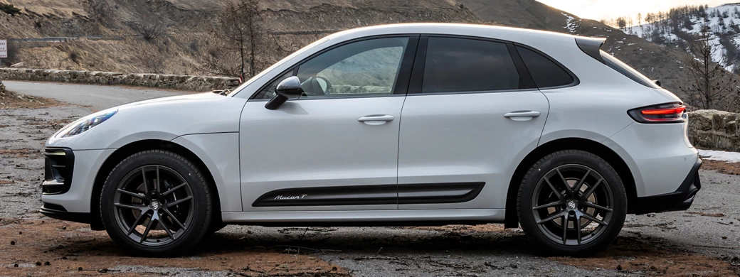   Porsche Macan T (Pure White) - 2022 - Car wallpapers