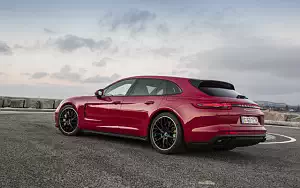   Porsche Panamera Turbo S E-Hybrid Sport Turismo (Carmine Red) - 2017