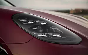   Porsche Panamera Turbo S E-Hybrid Sport Turismo (Carmine Red) - 2017