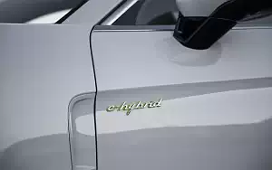   Porsche Panamera Turbo S E-Hybrid Sport Turismo (Carrara White Metallic) - 2017