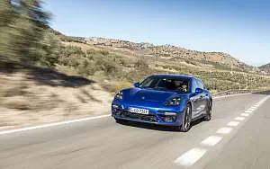   Porsche Panamera Turbo S E-Hybrid Sport Turismo (Sapphire Blue Metallic) - 2017