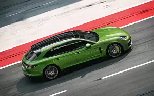   Porsche Panamera GTS Sport Turismo - 2018