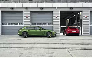  Porsche Panamera GTS Sport Turismo - 2018