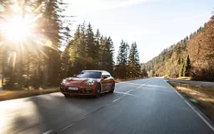   Porsche Panamera 4 E-Hybrid Sport Turismo SportDesign Package (Papaya Metallic) - 2020