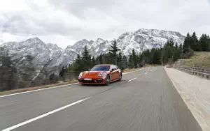   Porsche Panamera 4 E-Hybrid Sport Turismo SportDesign Package (Papaya Metallic) - 2020