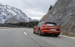   Porsche Panamera 4 E-Hybrid Sport Turismo SportDesign Package (Papaya Metallic) - 2020