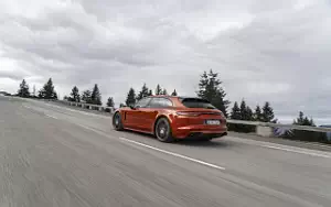   Porsche Panamera 4 E-Hybrid Sport Turismo SportDesign Package (Papaya Metallic) - 2020