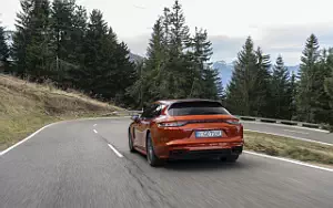   Porsche Panamera 4 E-Hybrid Sport Turismo SportDesign Package (Papaya Metallic) - 2020