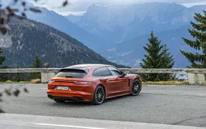   Porsche Panamera 4 E-Hybrid Sport Turismo SportDesign Package (Papaya Metallic) - 2020