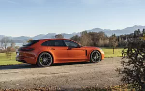   Porsche Panamera 4 E-Hybrid Sport Turismo SportDesign Package (Papaya Metallic) - 2020