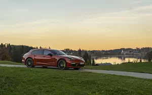   Porsche Panamera 4 E-Hybrid Sport Turismo SportDesign Package (Papaya Metallic) - 2020