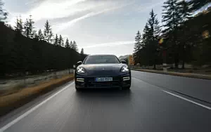   Porsche Panamera Turbo S E-Hybrid Sport Turismo (Night Blue Metallic) - 2020