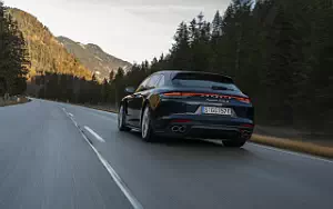   Porsche Panamera Turbo S E-Hybrid Sport Turismo (Night Blue Metallic) - 2020
