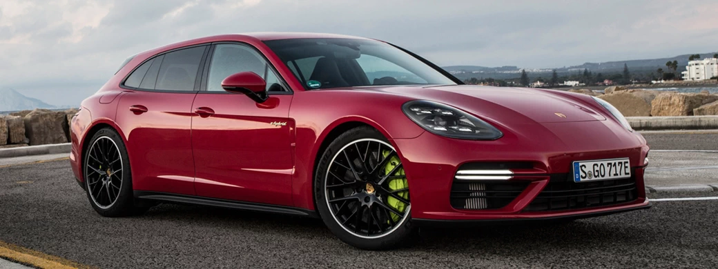   Porsche Panamera Turbo S E-Hybrid Sport Turismo (Carmine Red) - 2017 - Car wallpapers