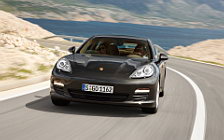   Porsche Panamera S - 2009