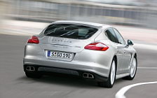   Porsche Panamera Turbo - 2009