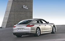   Porsche Panamera Turbo - 2009