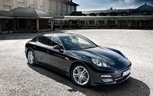   Porsche Panamera 4 - 2010