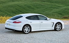   Porsche Panamera Diesel - 2011