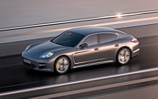   Porsche Panamera Turbo S - 2011