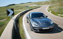   Porsche Panamera Turbo S - 2011