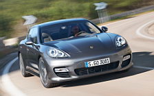   Porsche Panamera Turbo S - 2011