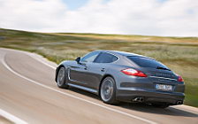   Porsche Panamera Turbo S - 2011