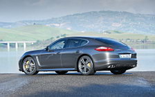  Porsche Panamera Turbo S - 2011
