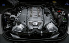   Porsche Panamera Turbo S - 2011